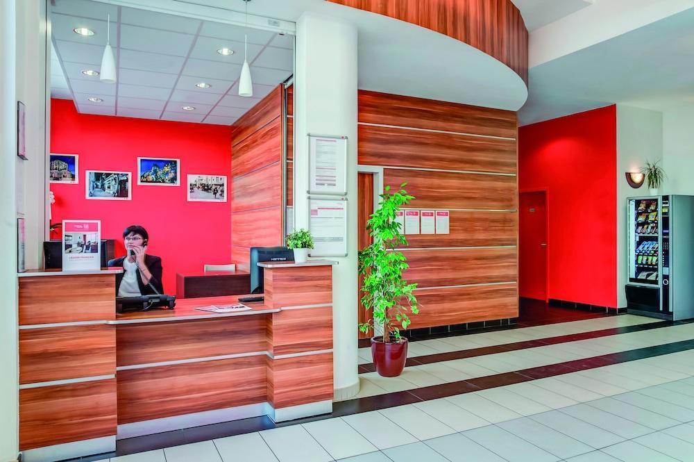 Appart'city Confort Centre Aparthotel 3*